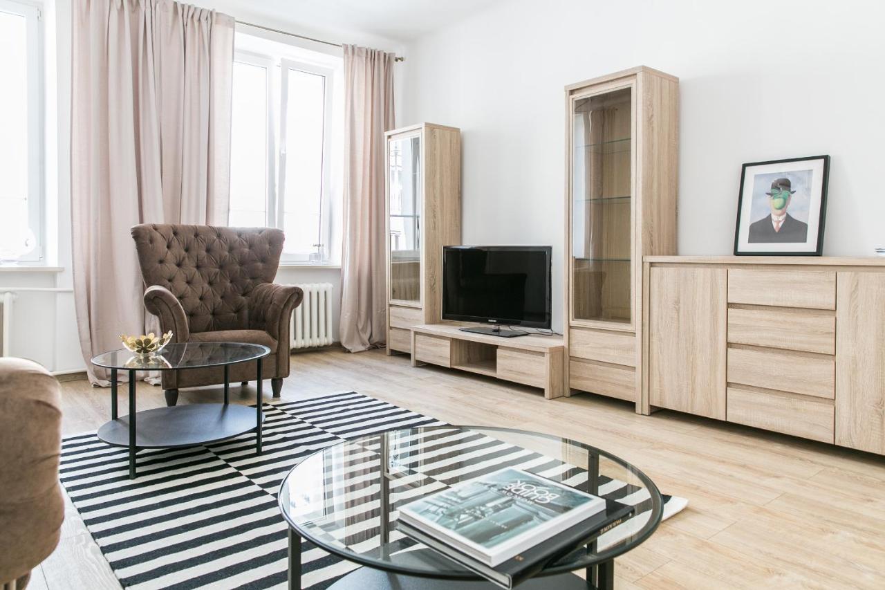 Apartament Poznanska Apartment *